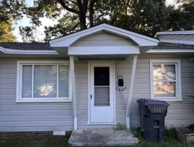 Main picture of 304 N Hoffman St