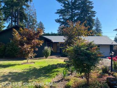 Main picture of 140 SW 144th Ave