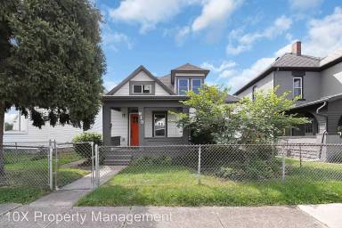 Main picture of 919 W Rich St