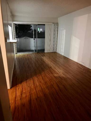 Main picture of 1538 N Detroit St