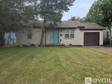 Main picture of 1516 NW Hoover Ave