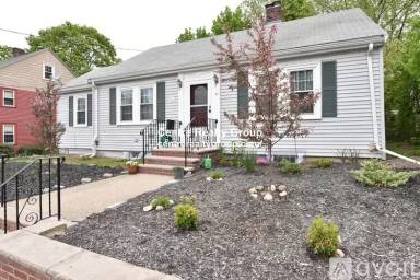 Main picture of 41 Bronx Rd