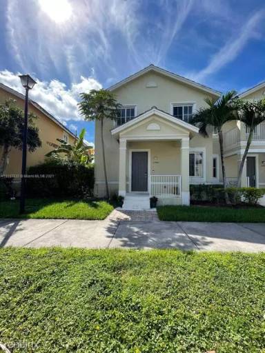 Main picture of 27440 SW 143rd Ave