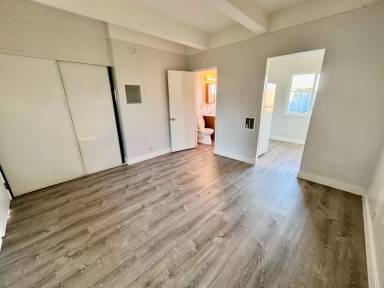 Main picture of 170 21st St