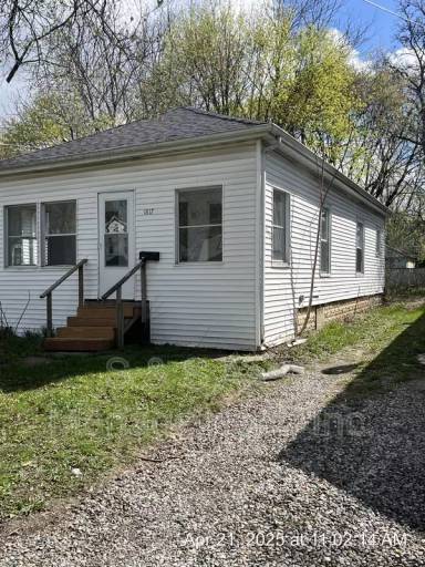 Main picture of 1817 Linval St