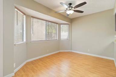 Main picture of 5339 Vista Gln