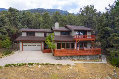 Main picture of 16501 Grizzly Dr