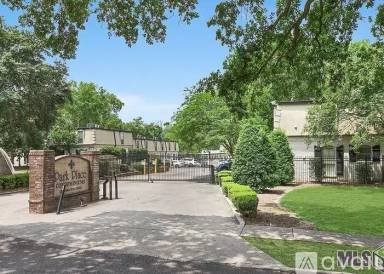 Main picture of Park Place Condominiums