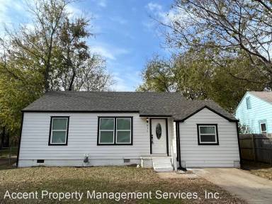 Main picture of 836 N Delaware Pl