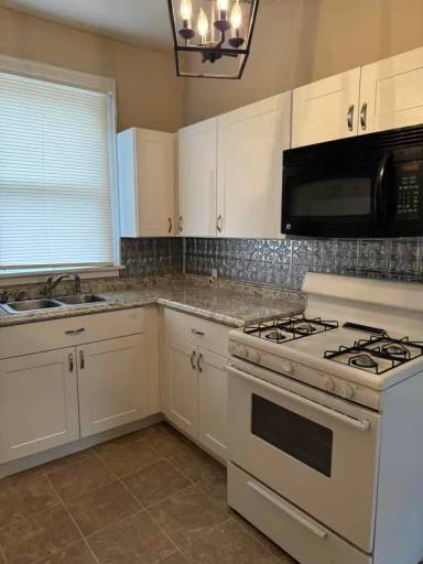 Main picture of 412 N Church St