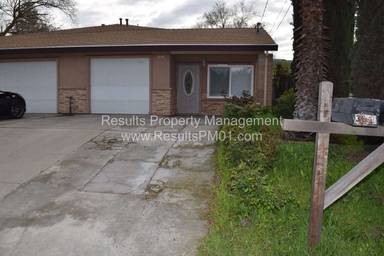 Main picture of 3846 Walnut Ave