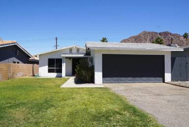 Main picture of 52790 Avenida Navarro