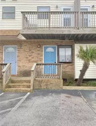 Main picture of 245 W Ocean View Ave