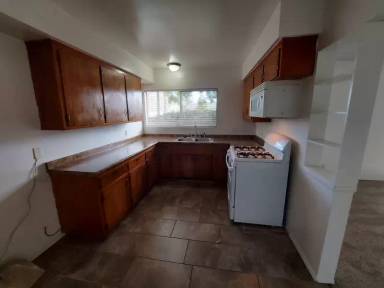Main picture of 137 S Topanga Dr