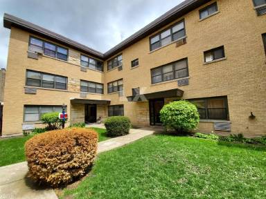 Main picture of 2048 W Chase Ave