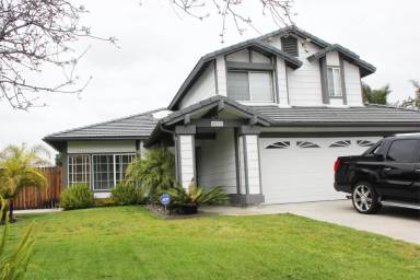 Main picture of 5272 Rosewood Dr