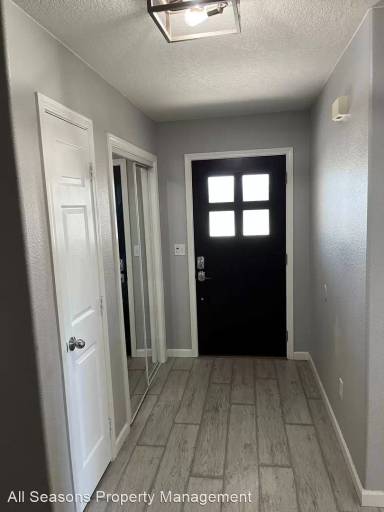 Main picture of 5457 Kellal Ln