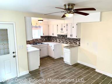 Main picture of 2115 Wayne Ave