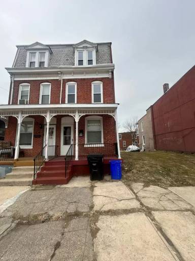 Main picture of 618 Radnor St