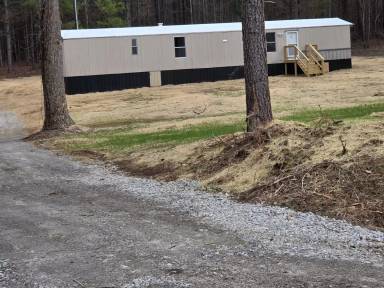 Main picture of 1071 Davis Bugg Rd