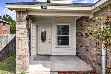 Main picture of 1105-1107 Parkway Trl