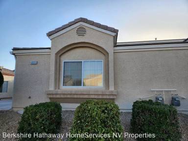 Main picture of 4855 Marco Polo St