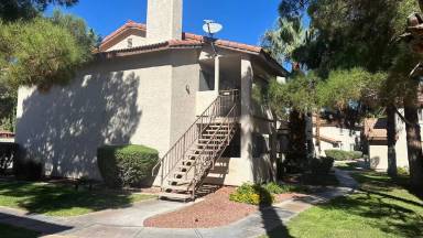 Main picture of 749 Rock Springs Dr