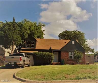 Main picture of 2139 NW 34th St