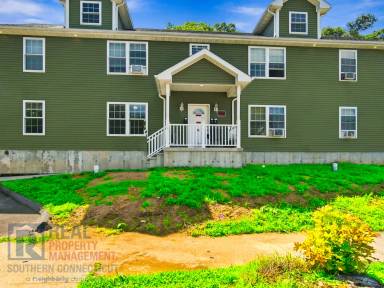 Main picture of 44 Huntington Rd
