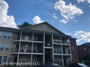 Main picture of The Hub at Auburn Apartment Homes