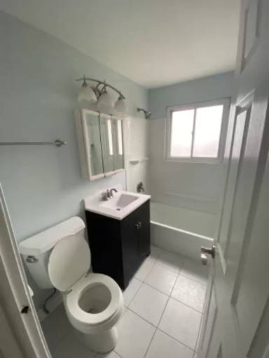 Main picture of 780 Waikiki Dr