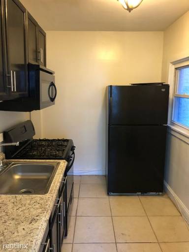 Main picture of 816 Park Ave