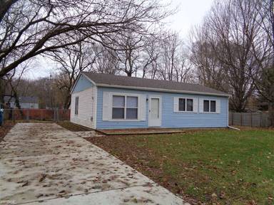 Main picture of 3331 Alpine St