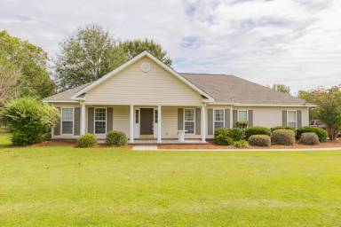 Main picture of 1802 N Leah Ln