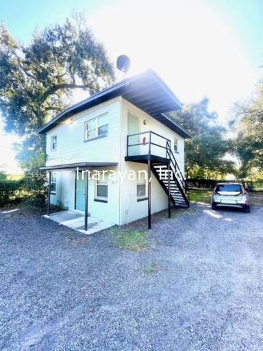 Main picture of 2202 W Central Blvd