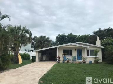 Main picture of 404 4th Ave