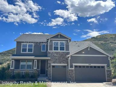 Main picture of 3138 McCracken Ln
