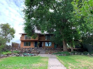 Main picture of 2635 Front St