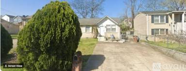 Main picture of 619 Nashua Ln