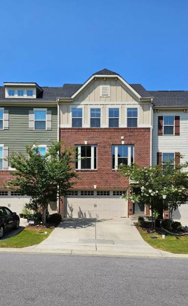 Main picture of 2004 Whitesmith Dr