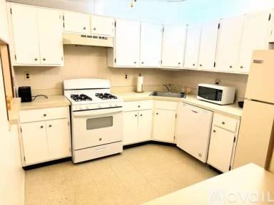 Main picture of 128 Crabapple Ln