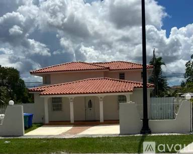 Main picture of 401 SW 62nd Ave