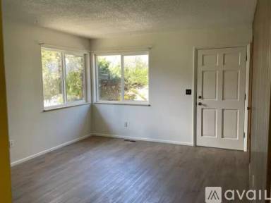 Main picture of 17 Terrace Dr