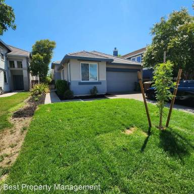 Main picture of 236 Weeping Willow Ct