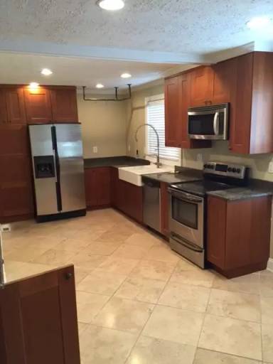 Main picture of 1804 Warfield Dr