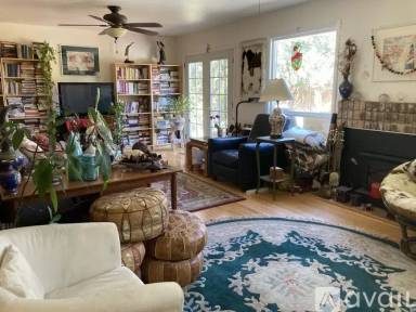 Main picture of 989 Coeur D Alene Way