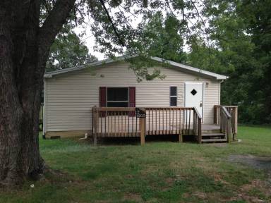 Main picture of 2042 Rice St