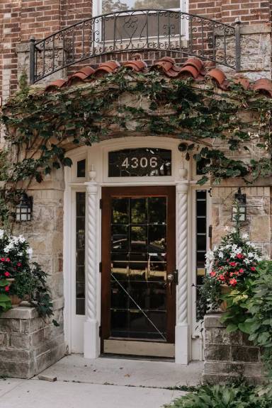 Main picture of 4306 Linden Hills Blvd