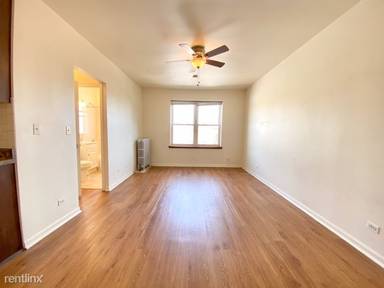 Main picture of 4031 N Kenmore Ave