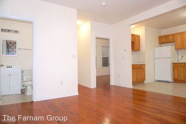 Main picture of 582 East St